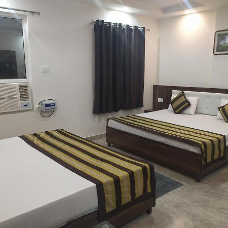 Hotel Royal Central By Akc Hotels Haridwār Buitenkant foto