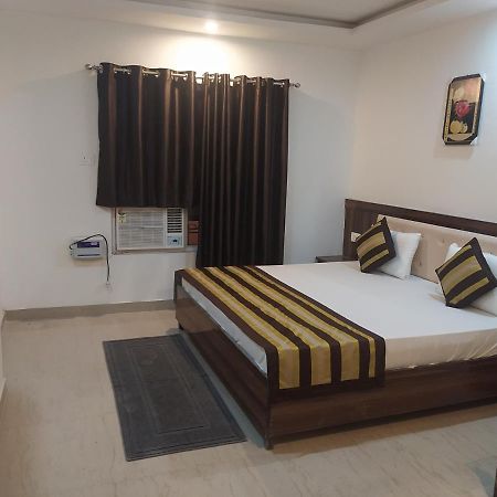 Hotel Royal Central By Akc Hotels Haridwār Buitenkant foto